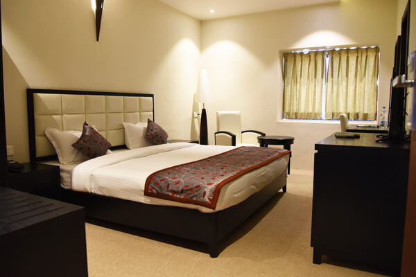 Executive Rooms Viz Park Hotel Anand